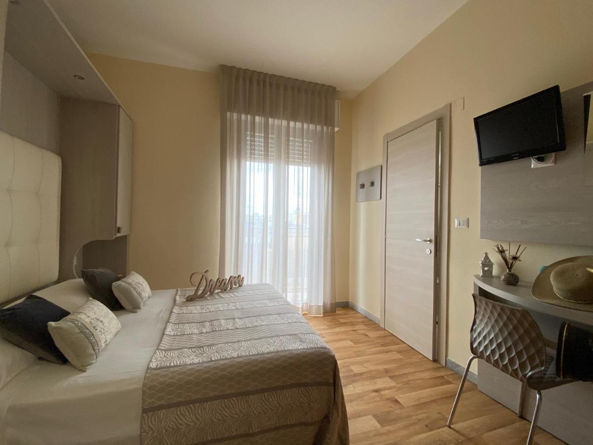 巨型3*Rimini